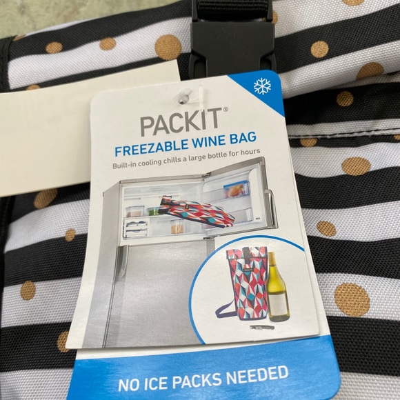 Striped Freezable Wine Bag - Picture 9 of 11